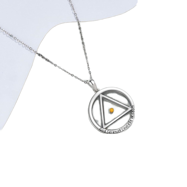 Hot Selling Vintage Female Stainless Steel Triangle Pendant Necklace Simple Symbol Personality Inspirational Pendant Necklace