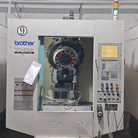 Mesin Perkakas CNC Vertikal Tugas Sedang Presisi Tinggi Single Spindle Brother TC-S2A BT30 Bekas dari Jepang