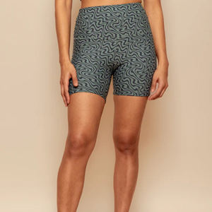 Pantalones cortos de motorista elásticos de cuatro vías hechos a medida, Sujetador deportivo de secado rápido que absorbe la humedad, conjuntos de ropa de Yoga - Product Image 4