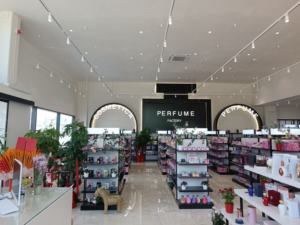 Perfume Very Perfume 35 ML, Set de Regalo Premium de China, Fragancia para Hombre y Mujer en Spray - Product Image 3