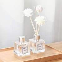 Diffuseur de parfum en verre de luxe 50 ml, vente chaude, diffuseur de parfum pour voiture, parfum, bâtonnet parfumé, cadeau parfait pour la maison, boîte cadeau