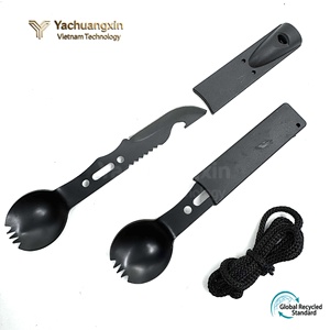 Nouvel ensemble de couverts 7-en-1 en acier inoxydable : cuillère, fourchette, couteau, sifflet et outil de survie pour le camping, la randonnée et la chasse - Product Image 4