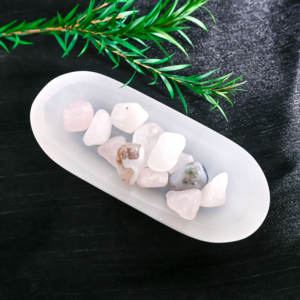 Venta al por mayor de cuencos de selenita elípticos pulidos de alta calidad, de moda, para Feng Shui, marca Crystalhola, con embalaje seguro. - Product Image 5