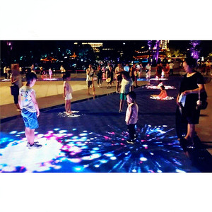 HD video Dance Floor đầy đủ màu sắc Bảng điều chỉnh 250*250 mét p3.91 Màn hình LED <span class=keywords><strong>MODULE</strong></span> p2.5 p2.97 P4 P5 P10 ngoài trời p3.91 LED <span class=keywords><strong>MODULE</strong></span> hiển thị - Product Image 4