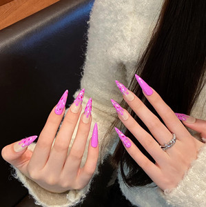<span class=keywords><strong>Ongles</strong></span> press-on longs et pointus faits à la main, <span class=keywords><strong>rose</strong></span> translucide effet gelée ombré, art fumé cyberpunk, style Y2K - Product Image 1