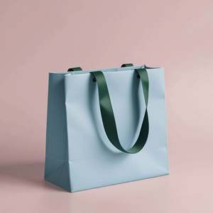 Bolsa de Regalo Personalizada para el Día de San Valentín con Estampado en Caliente sobre Cartón, Materiales Reciclados - Product Image 5