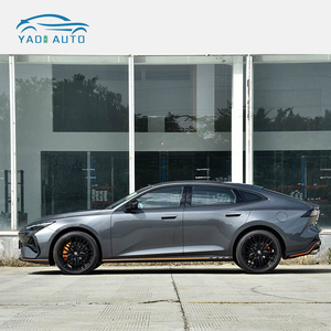 รถยนต์จีนราคาถูกขายดี Chery UNI-V 1.5T 2.0T ปี 2022 รถมือสองพวงมาลัยซ้าย เครื่องยนต์เบนซิน ขายปี 2023 ขายดีในรัสเซีย - Product Image 4