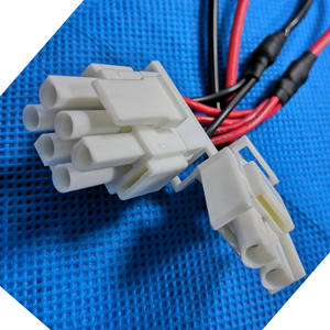 Conector Automotriz de 2 Pines Blanco PA66 con Cables Rojos/Negros para Sistemas de Alimentación de Automóviles - Product Image 3