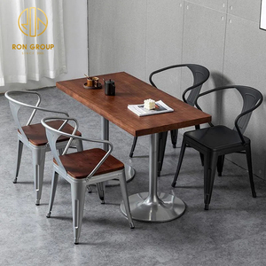 Ensemble table et chaises de restaurant vintage en bois et cuir pour steakhouse et restauration rapide, avec cadres en acier inoxydable, mobilier commercial - Product Image 4
