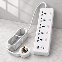 Multiprise industrielle universelle 10A IP44 avec prise 3 broches, interrupteur indépendant, 4 prises CA, 2 ports USB-A et 1 port USB-C, rallonge électrique