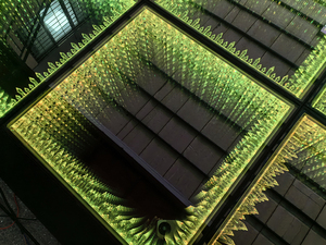 Pavimento Luminoso LED Quadrato Stile Ghiacciaio 3D con Effetto Infinito e Magnete RGB per Matrimoni ed Eventi a Prezzo di Fabbrica - Product Image 5