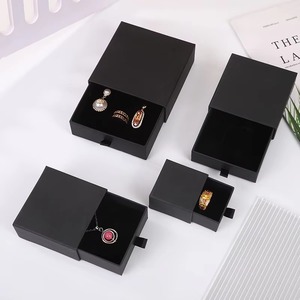 Boîte d'emballage de bijoux minimaliste de luxe multi-tailles avec logo personnalisé, tiroir coulissant et ruban pour collier, bracelet, bague, boucles d'oreilles - Product Image 3