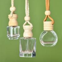 Diffuseur suspendu en verre prix usine de haute qualité et bouteille de parfum à couvercle en bois pour voiture
