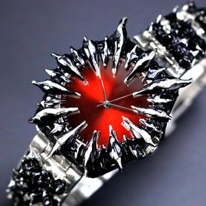 Montre Gothique Personnalisée en Gros avec Cadran en Acier Inoxydable à Pointes, Logo Gravé, Mouvement Japonais MIYOTA Unique et Cadran en Quartz Albâtre - Product Image 5