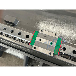 Centre d'usinage vertical CNC VMC1160, vente directe d'usine, système Siemens + magazine d'outils à 24 disques - Product Image 5