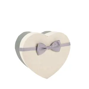 Factory Wholesale Dongguan Custom Win Vintage Surprise Wedding Suitcase Foldable Heart Shaped Gift Box