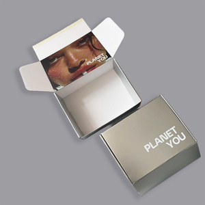 Cajas de Envío de Cartón Corrugado Plateadas de Lujo con Cierre de Cremallera, Resistentes a Arañazos, con Impresión de Logotipo Personalizado - Product Image 1