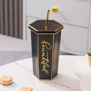 Taza de Cerámica con Borde Dorado de Gran Capacidad (500 ml), Tazas Personalizadas con Forma Romboidal, Tapa de Cerámica y Pajita Dorada - Product Image 5