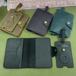 Ensemble cadeau de voyage : Housse de passeport en cuir véritable pleine fleur, étui de passeport, porte-monnaie et étiquette à bagages - Product Image 6