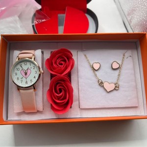 Nuevo Lanzamiento 2026: Reloj de Cuarzo para Mujer con Correa de Diamantes en Forma de Corazón y Esfera Pequeña - Product Image 4