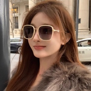 Lunettes de soleil pour femmes, rectangulaires, monture intégrale, polarisées, UV400, protection solaire tendance, adulte 2025 - Product Image 1