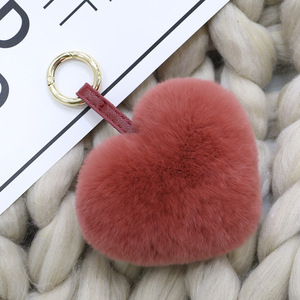 Porte-clés pompon en fourrure de lapin Rex coloré de 10 cm pour femmes, porte-clés en forme de cœur pour l'amour, charme de sac, accessoires de bijoux mignons - Product Image 4