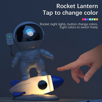 Projecteur de Nuit Galaxie et Nébuleuse Astronaute, Mini Projecteur Laser d'Étoiles pour Chambre d'Enfants, Projecteur LED