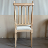 Chaise de salle à manger antique française en bois massif, idéale pour les salles à manger