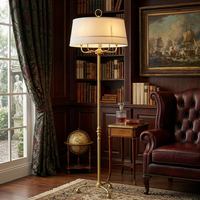 Lampadaire exclusif en laiton doré, luminaire sur pied haut pour villa de luxe, penthouse, suite