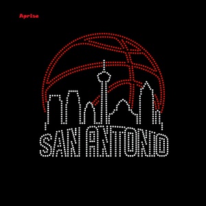 แพทช์ติดเสื้อผ้าเด็ก ลายโลโก้ San Antonio Spurs&HKitty แบบกำหนดเอง ประดับด้วยคริสตัลรูปทรงสี่เหลี่ยม - Product Image 5