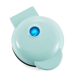 เครื่องทำวาฟเฟิลทรงกลมขนาดเล็ก พื้นผิวเคลือบกันติด เครื่องทำอาหารเช้าไฟฟ้า 110V-220V เครื่องใช้ไฟฟ้าในครัวแบบพกพา - Product Image 2