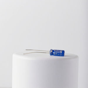 Condensador Electrolítico Original Genuino <span class=keywords><strong>25V</strong></span> 100μF - Product Image 1