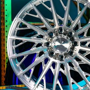 Rines Forjados de CF de 19-24 Pulgadas, Aptos para Modelos Audi RSQ8, S3, S4, S5, S6, S7, S8, SQ2, <span class=keywords><strong>SQ5</strong></span>, SQ7, SQ8, A6 <span class=keywords><strong>E</strong></span>-<span class=keywords><strong>tron</strong></span>, R8, VFX04. - Product Image 5