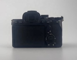 Appareil photo numérique plein format Sony <span class=keywords><strong>A7</strong></span> Mark <span class=keywords><strong>IV</strong></span> 33MP avec enregistrement vidéo 4K <span class=keywords><strong>A7</strong></span> <span class=keywords><strong>IV</strong></span> d'occasion - Product Image 1