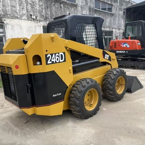 Cargadora Compacta de Ruedas Usada CAT 246D para Trabajos de Construcción, Carga y Manejo de Materiales - Product Image 4