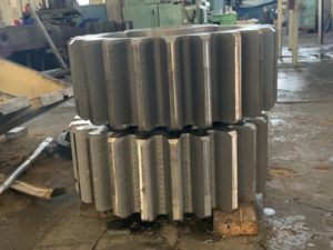Fabricantes de engranajes de transmisión de alta precisión Engranajes cilíndricos para molino de bolas - Product Image 5