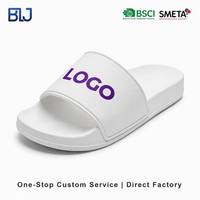 Chaussons de sport d'extérieur en PU antidérapant légers et de qualité supérieure avec logo personnalisé en EVA, vente en gros directe d'usine