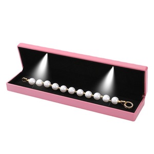 Boîte à bijoux en plastique peinte sur mesure avec éclairage LED, pour bagues, bracelets, pendentifs, emballage haut de gamme pour présentation - Product Image 6