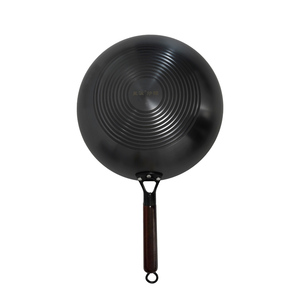 Чугунная сковорода-вок прямо с завода, настраиваемая, без покрытия, предварительно пропитанная, с равномерным распределением тепла для приготовления пищи - Product Image 5