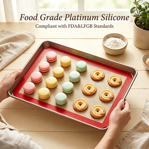 Tapis de cuisson en <span class=keywords><strong>silicone</strong></span> platine à bords rouges, certifié FDA LFGB, renforcé de fibres de verre, antiadhésif, résistant à la chaleur, enroulable, pour four - Product Image 2