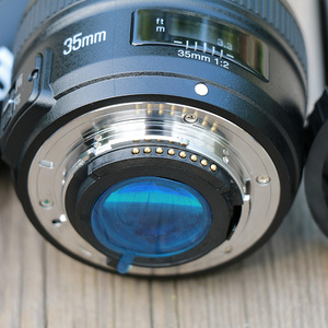 เลนส์ YONGNUO YN35mm F2 ฟูลเฟรม มุมกว้าง โฟกัสอัตโนมัติ พร้อมขนาดเส้นผ่านศูนย์กลางฟิลเตอร์ 52 มม. สำหรับกล้อง DSLR - Product Image 3