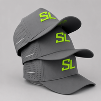 Casquette de baseball sportive personnalisée en nylon avec logo brodé 3D en relief, perforations laser, douce et chaude, pour les fans - Vente en gros