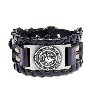 Gran oferta, pulsera <span class=keywords><strong>de</strong></span> moda Punk para hombre, pulsera nórdica <span class=keywords><strong>de</strong></span> cuero ancho vikingo PU, cabeza <span class=keywords><strong>de</strong></span> lobo celta, Cruz para todas las ocasiones - Product Image 3
