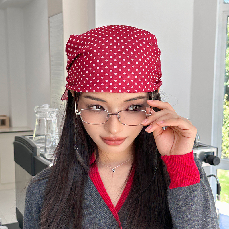 Polka dot red
