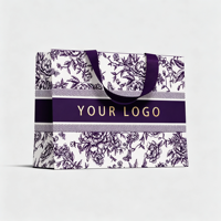 Sac en papier carton ivoire de luxe durable et recyclable 190-230 g/m² avec poignée intégrée et ruban, logo personnalisé