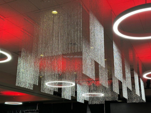 Toile de fond perlée de diamant blanc <span class=keywords><strong>rideau</strong></span> de perles suspendues de <span class=keywords><strong>plafond</strong></span> en cristal irisé avec dessus pliable pour la décoration de mariage - Product Image 5
