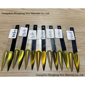 Shenghong - Pigmento Inorgánico de Óxido de <span class=keywords><strong>Hierro</strong></span> con <span class=keywords><strong>Efecto</strong></span> Espejo Ojo de Gato Magnético Dorado, Tamaño de Partícula 10-25um, Polvo para Uñas - Product Image 1