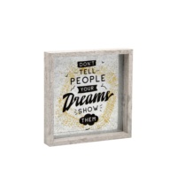 Cadre photo carré moderne en MDF écologique et durable avec personnalisation gravée pour une utilisation personnalisée dans les bars, restaurants et maisons