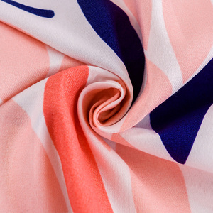Parure de lit en rose 3D, rose imprimée en 5D, 4 pièces, drap de lit, taies d'<span class=keywords><strong>oreiller</strong></span>, motif floral, couvre-lit - Product Image 3