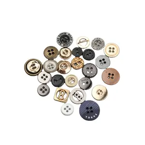 Prezzo di fabbrica più economico bottoni rotondi naturali a due fori con mocio bianco perla
